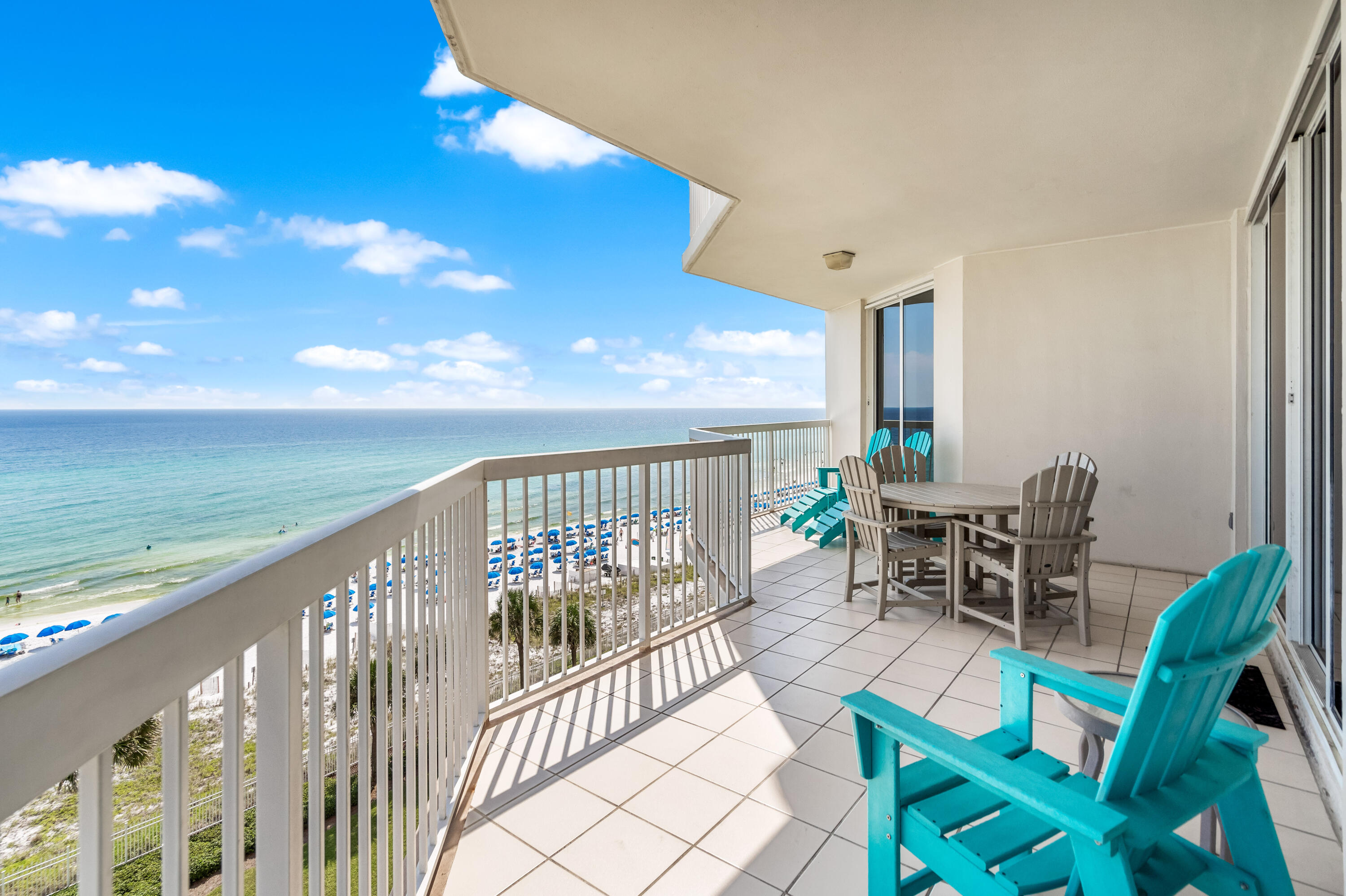 SILVER BEACH TOWERS - Residential