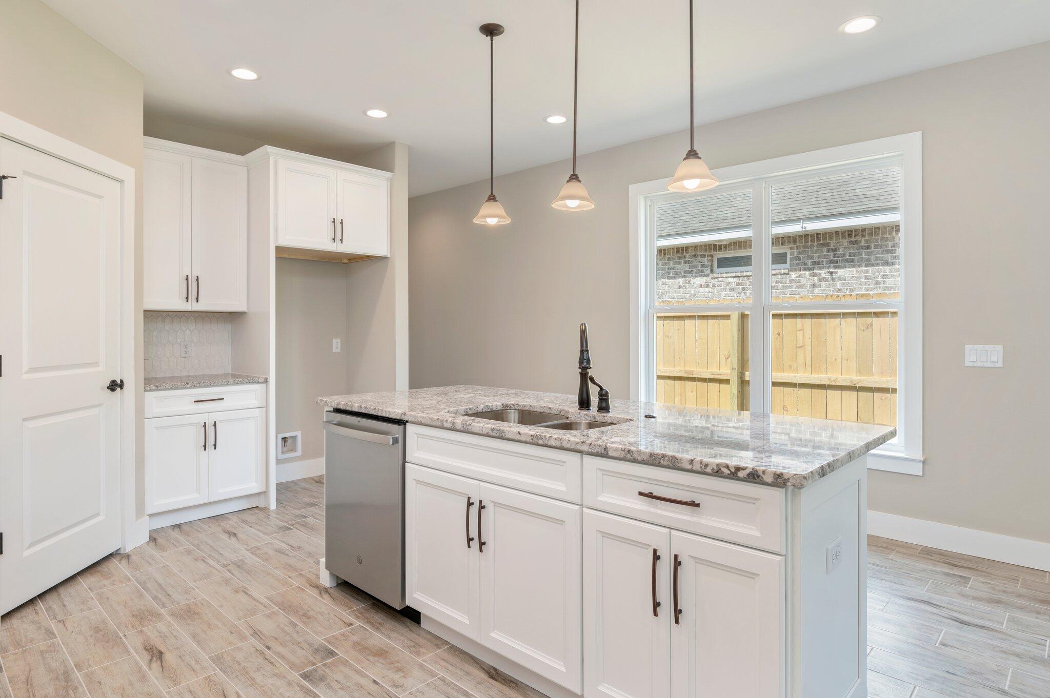 FOREST HEIGHTS - Residential