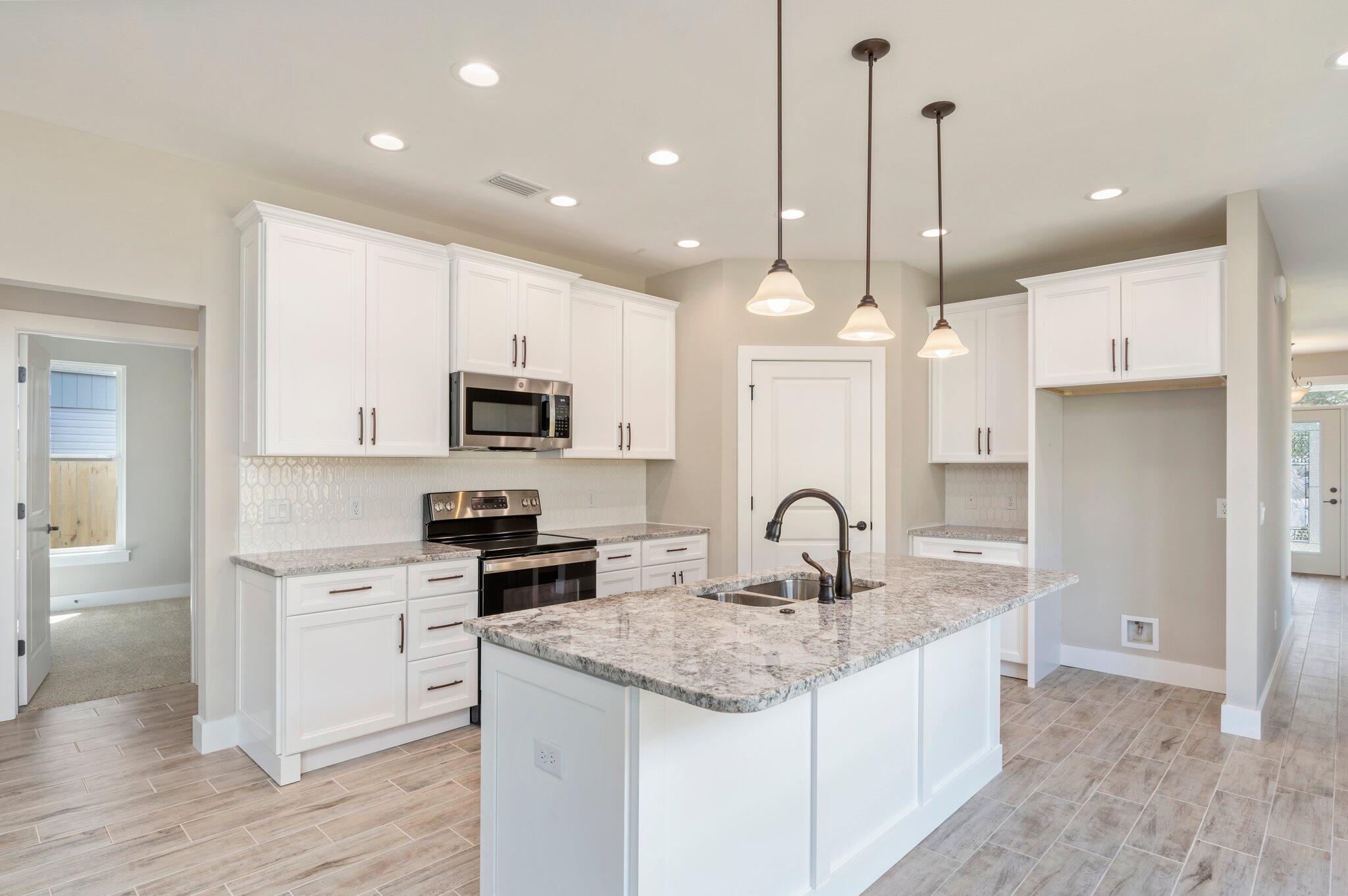 FOREST HEIGHTS - Residential