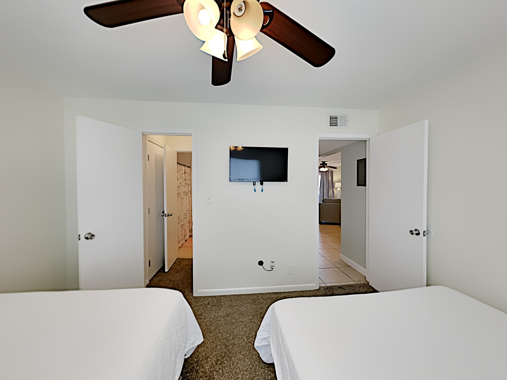 VILLAS ON THE GULF - Residential