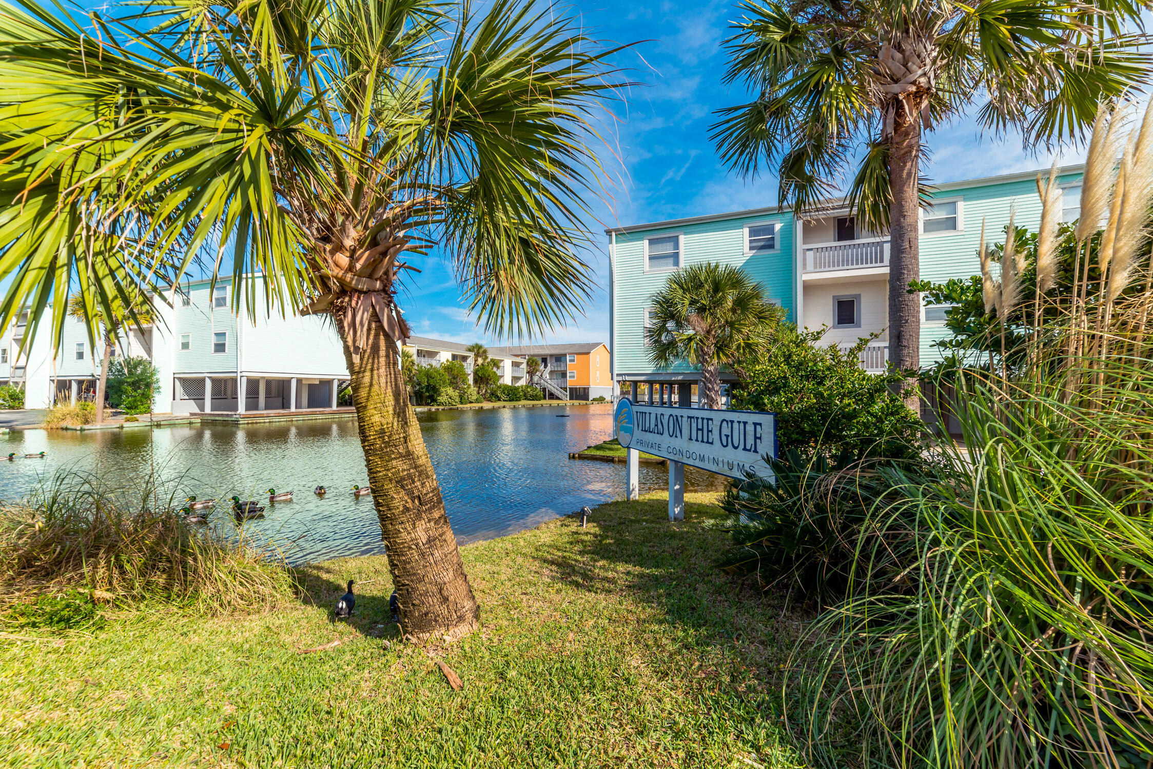 VILLAS ON THE GULF - Residential