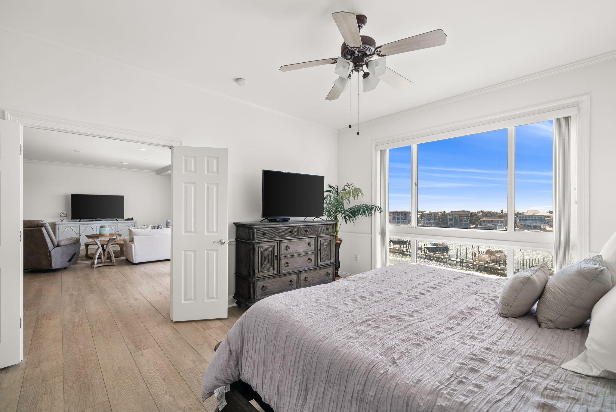 GRAND HARBOR - Residential