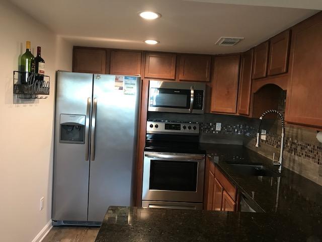 FOUNTAINHEAD CONDO - Residential Lease