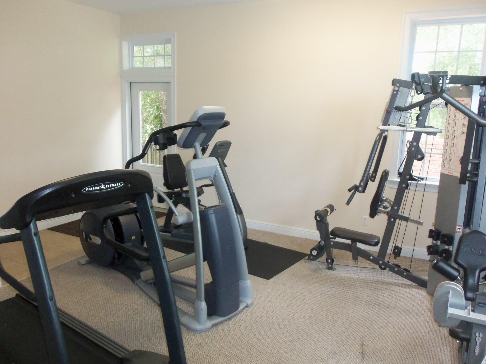 HERITAGE PARK - Residential Lease