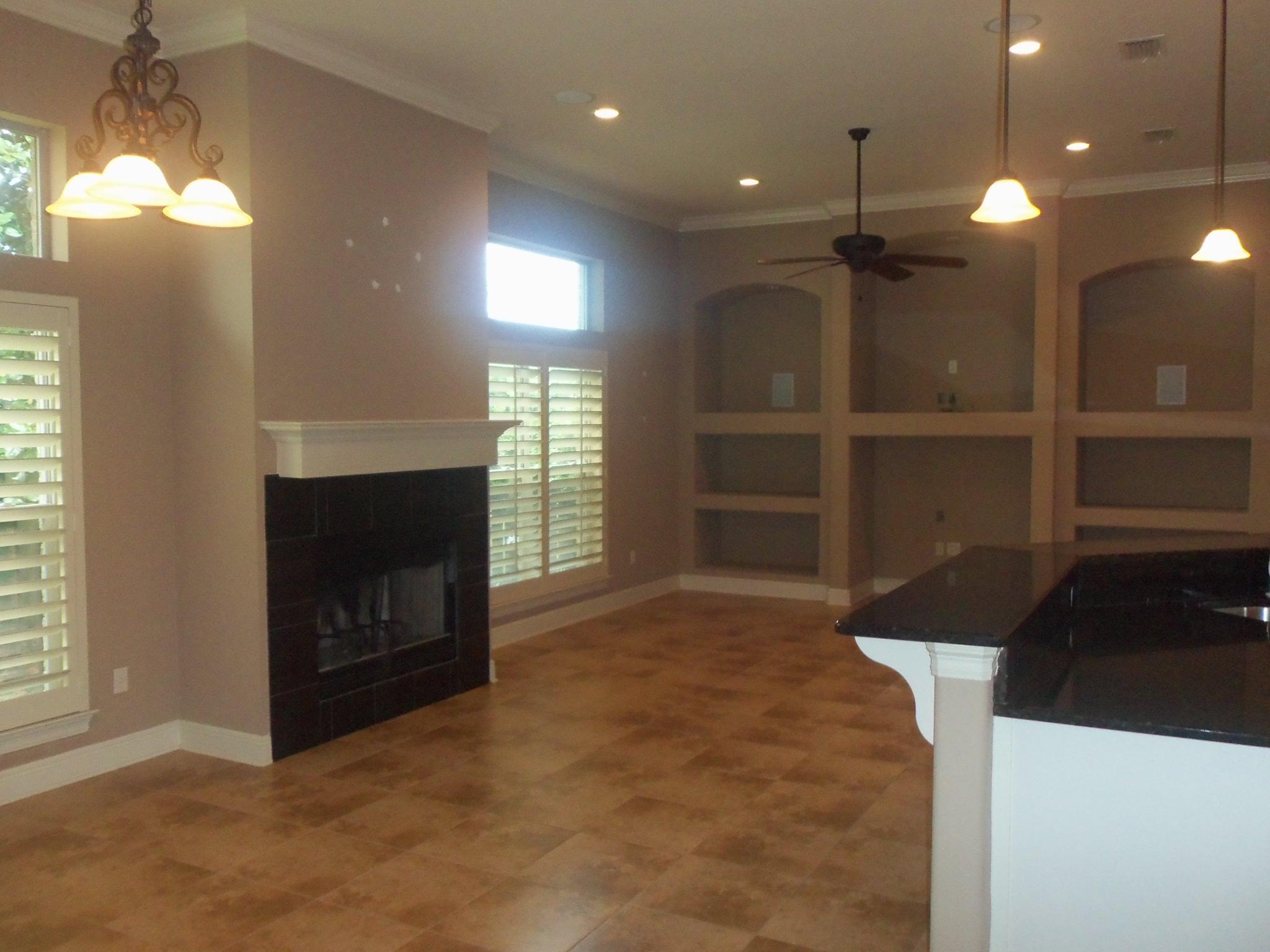 HERITAGE PARK - Residential Lease
