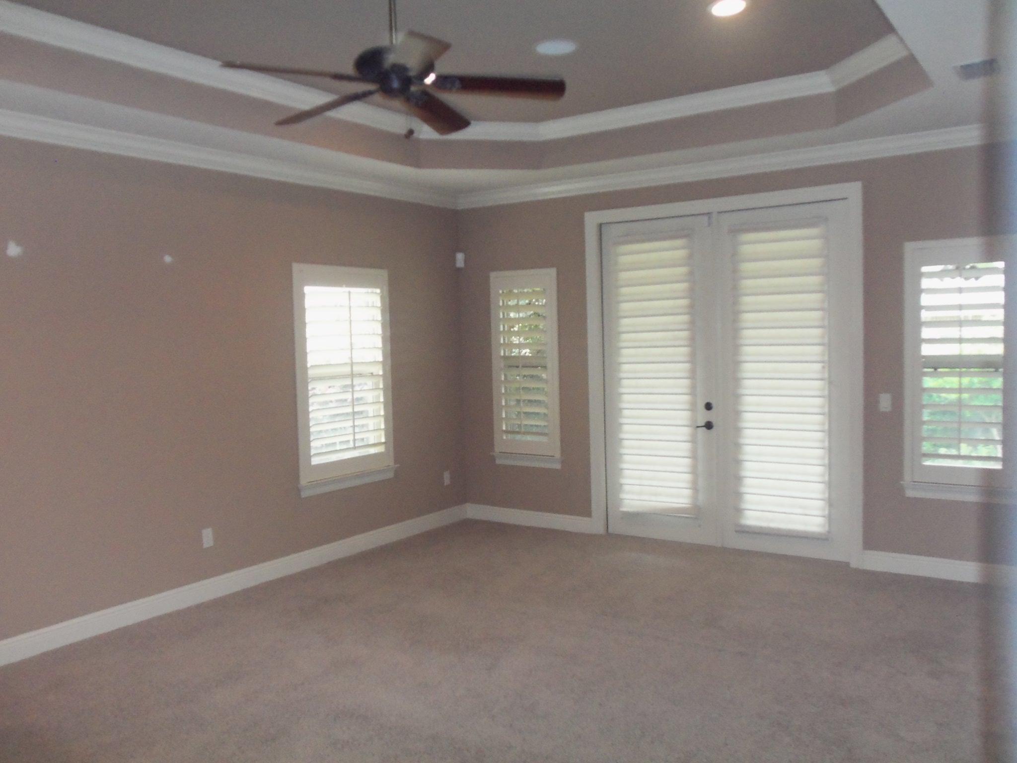 HERITAGE PARK - Residential Lease