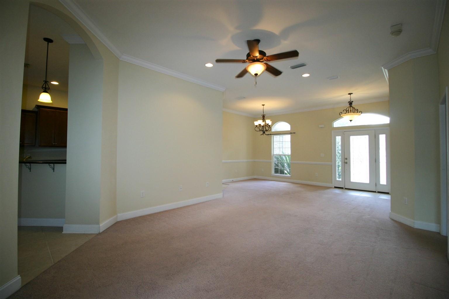 TRAILWOOD ESTATES - Residential Lease