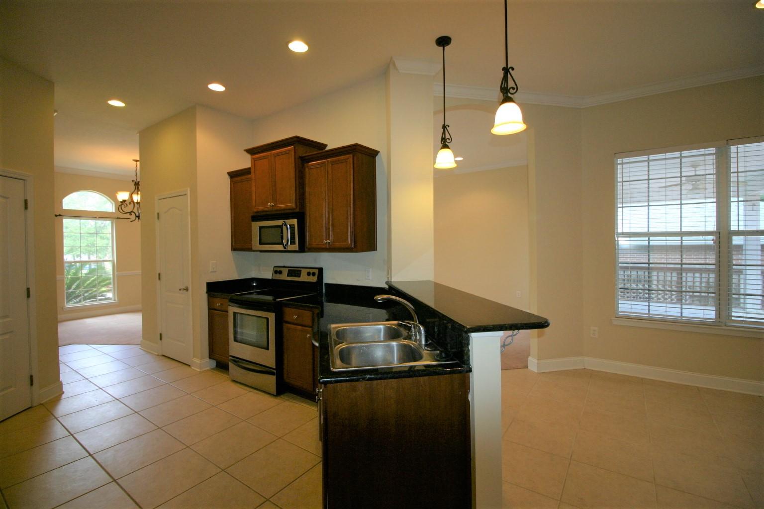TRAILWOOD ESTATES - Residential Lease