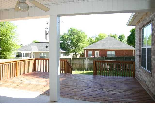 TRAILWOOD ESTATES - Residential Lease