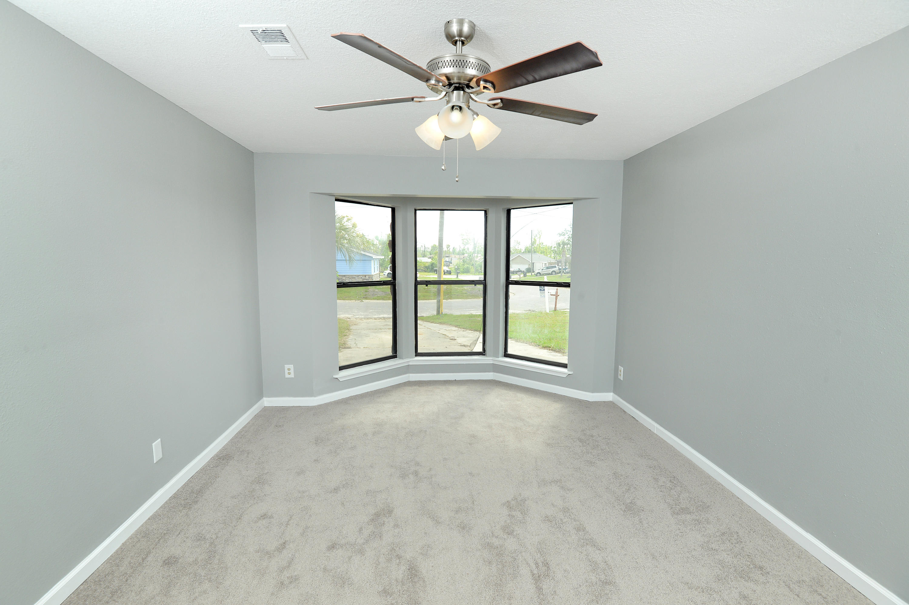 Pinnacle Pines Estate - Residential
