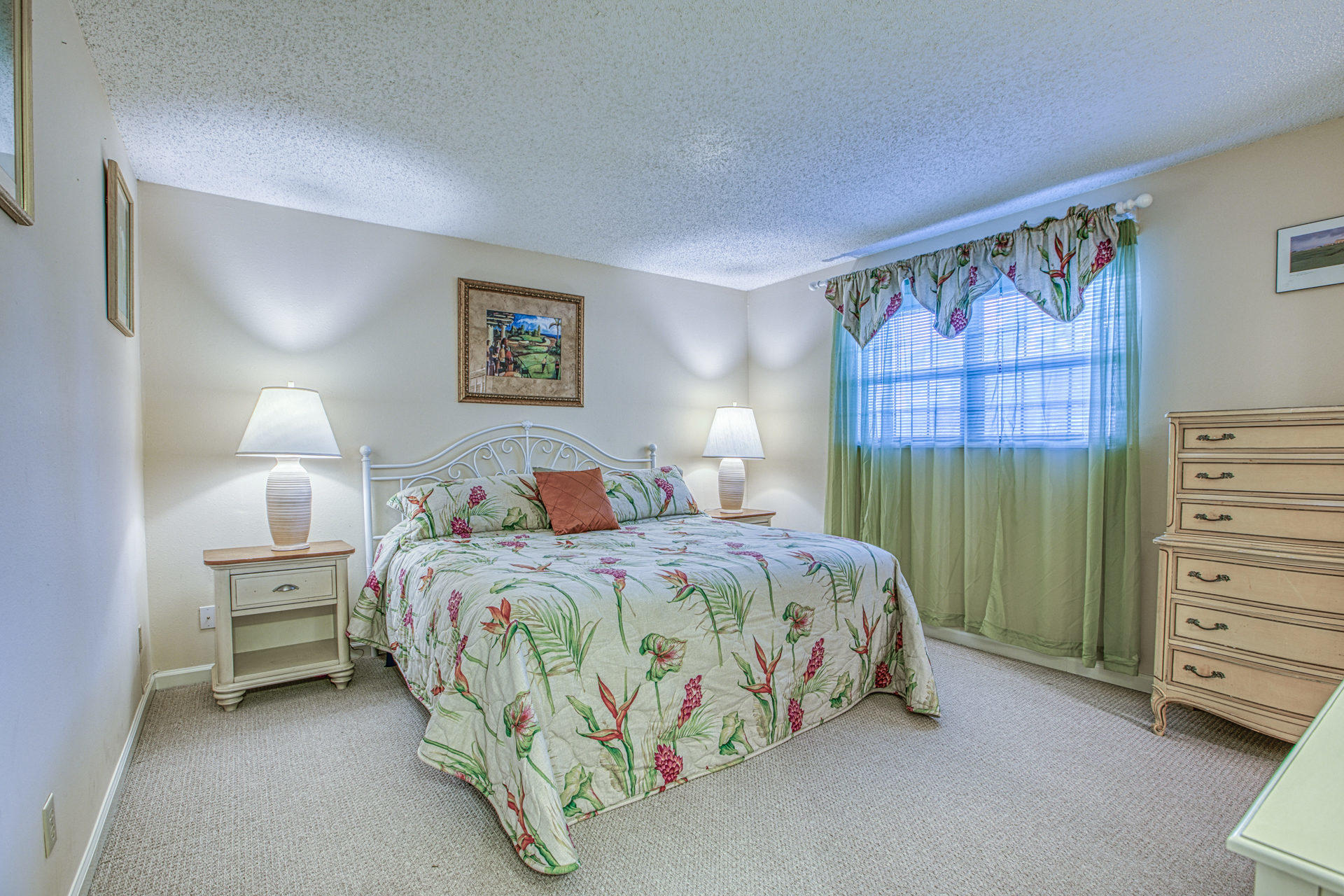SEASCAPE CONDO GARDEN VILLA - Residential