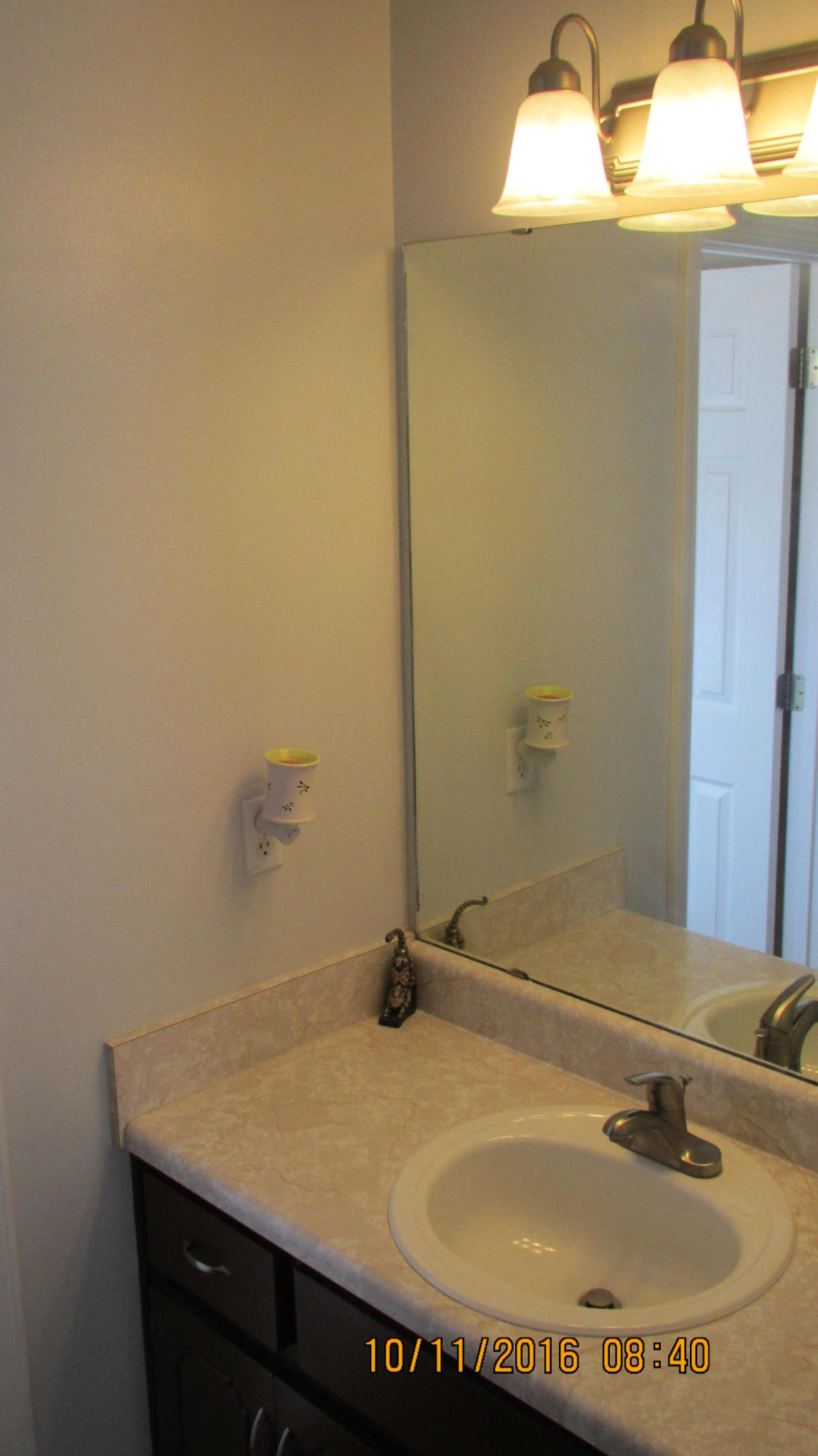 PARKWOOD ESTATES PH 7 - Residential Lease