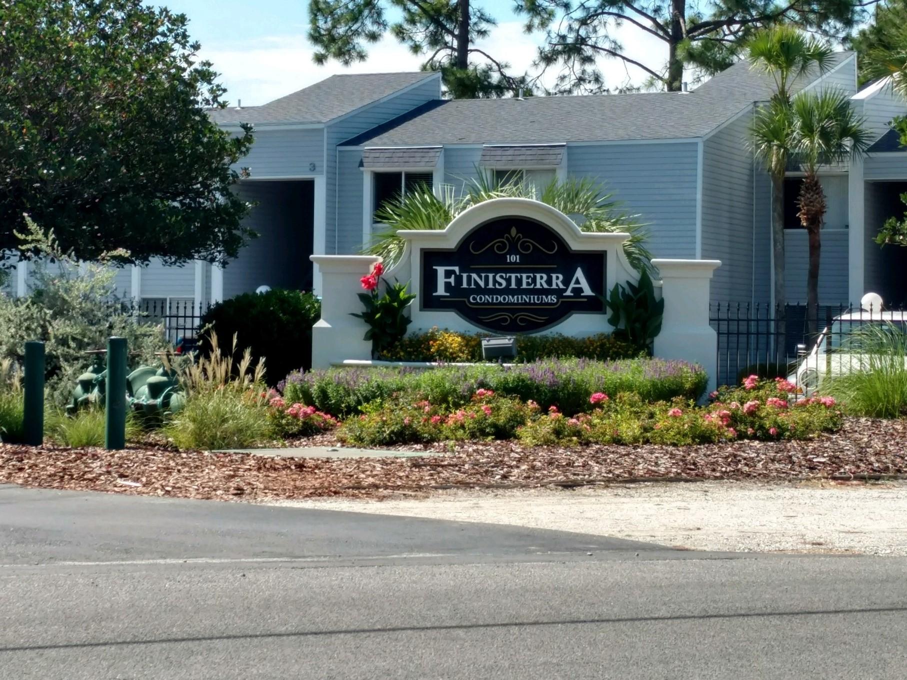 FINISTERRA CONDO - Residential