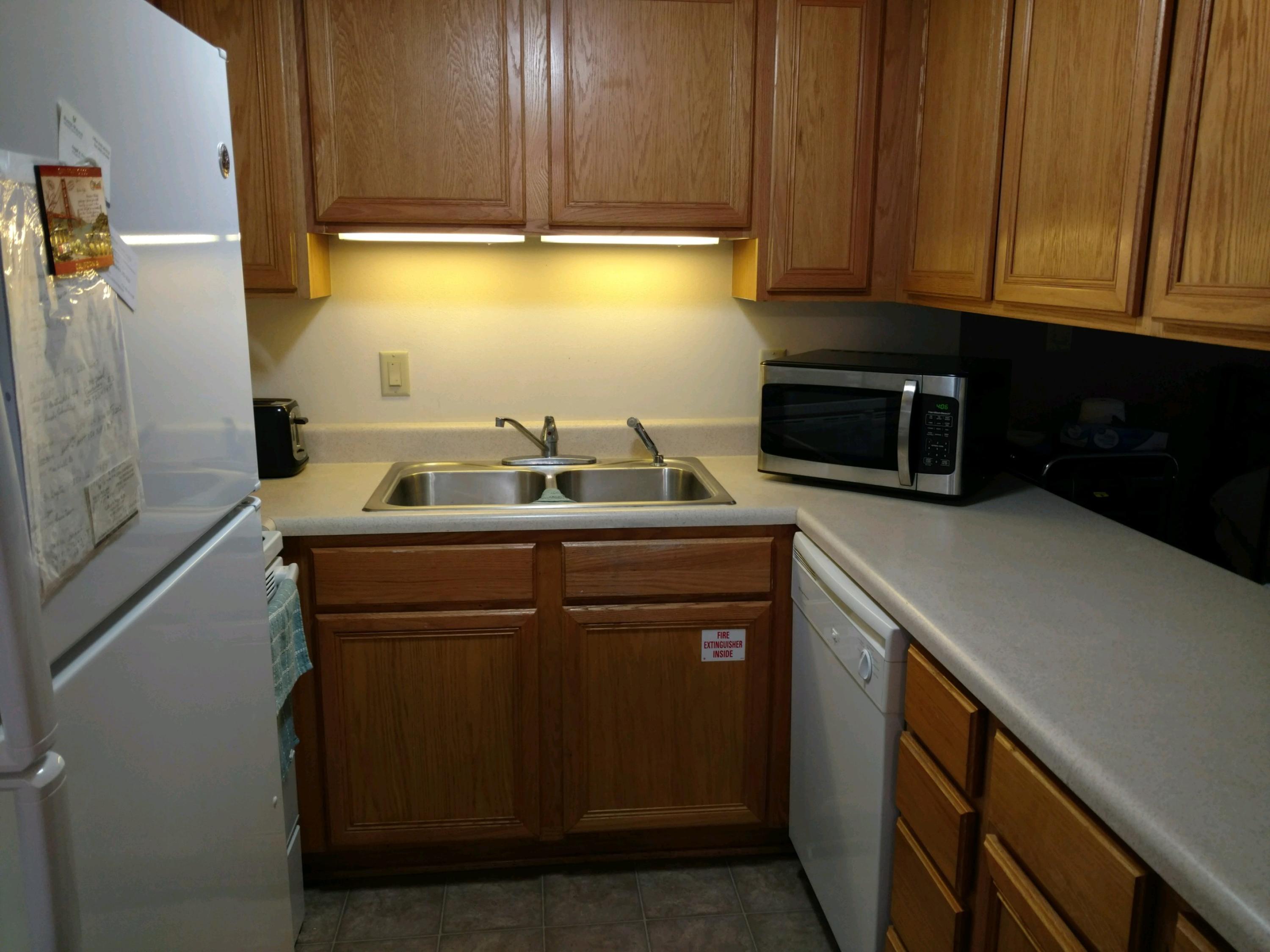 FINISTERRA CONDO - Residential