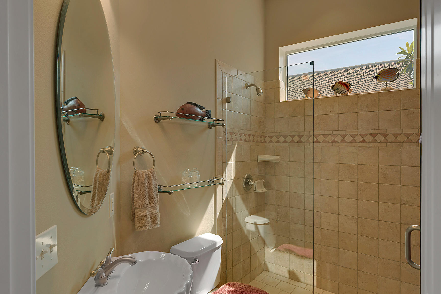 REGATTA BAY GOLF VILLAS - Residential
