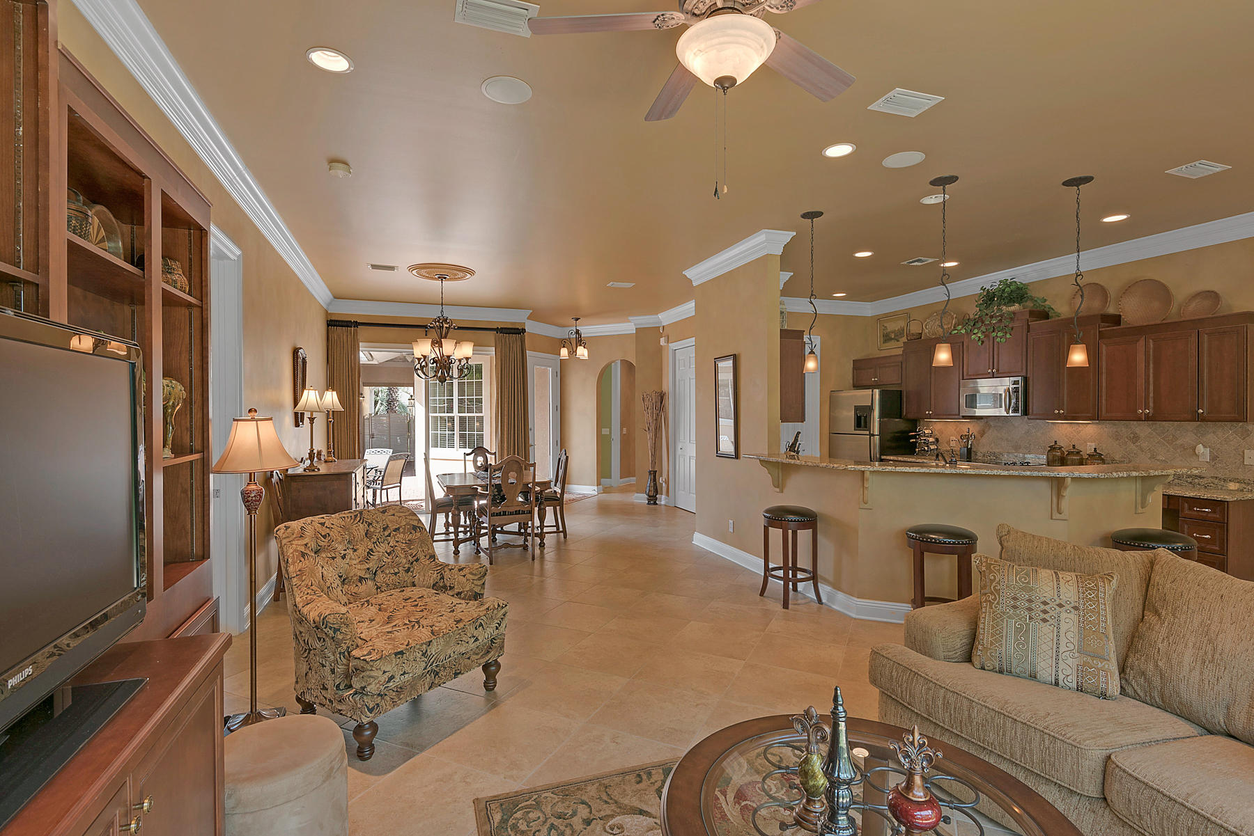 REGATTA BAY GOLF VILLAS - Residential