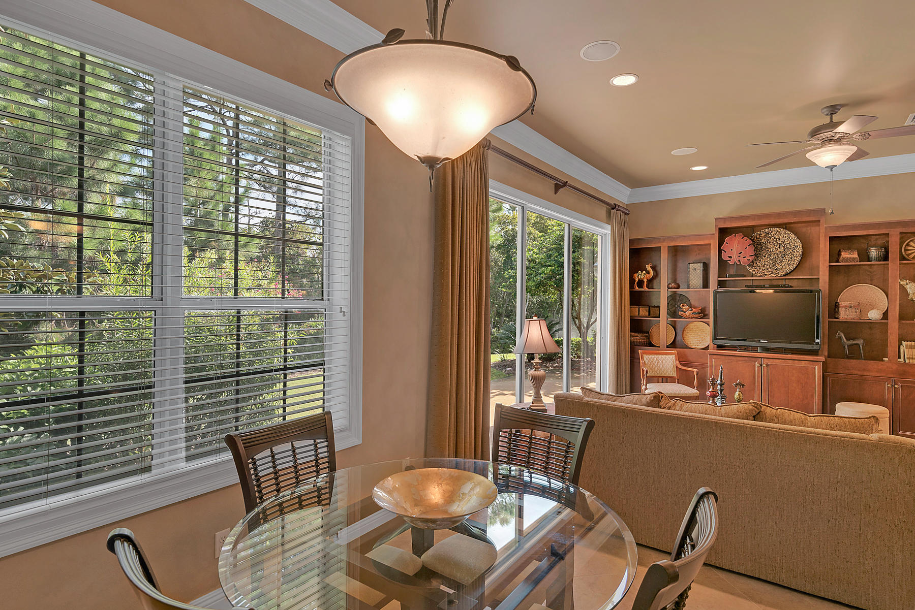 REGATTA BAY GOLF VILLAS - Residential