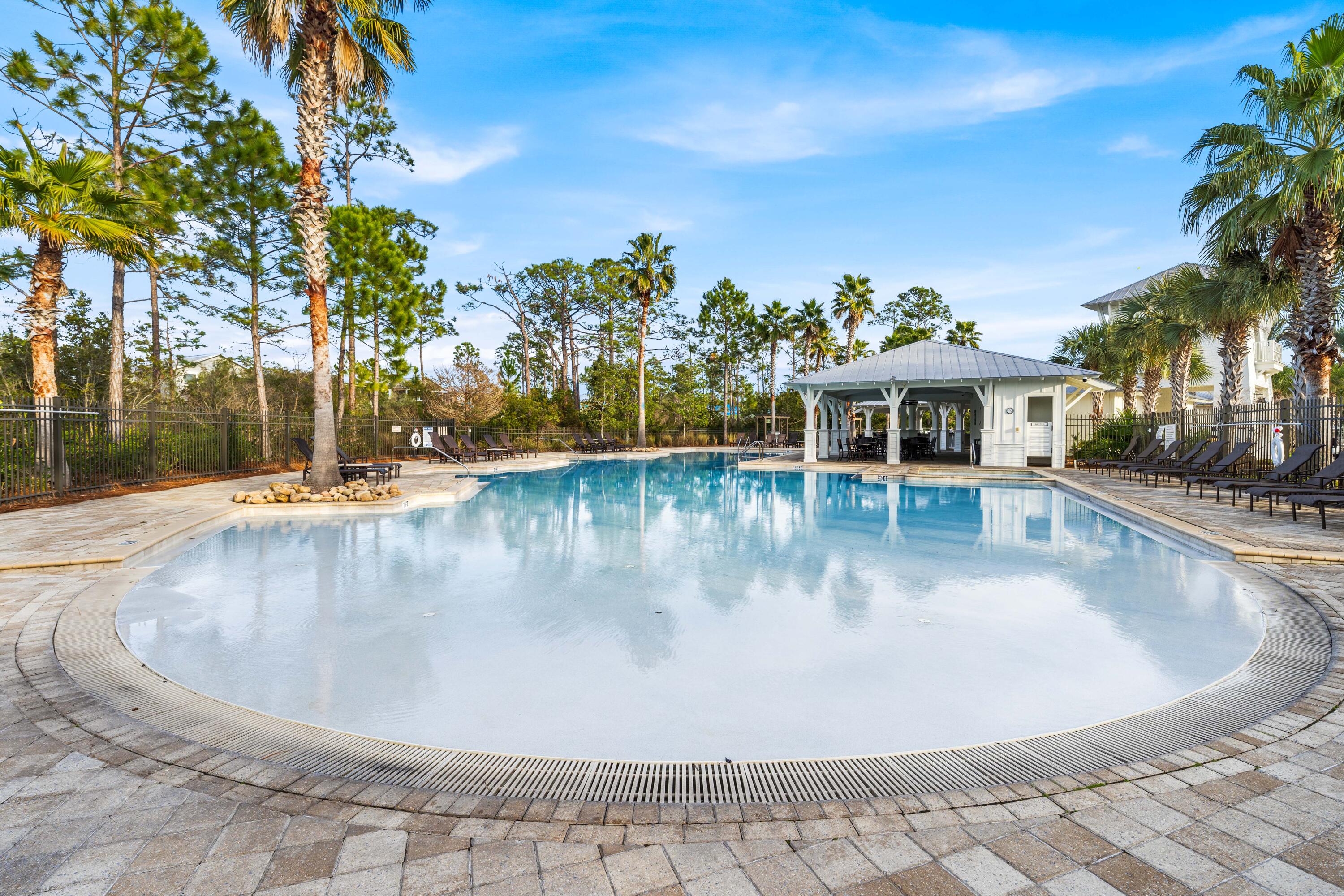 NATUREWALK AT SEAGROVE - Residential