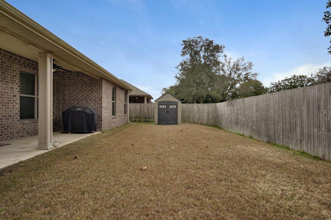 MAJESTIC OAKS - Residential