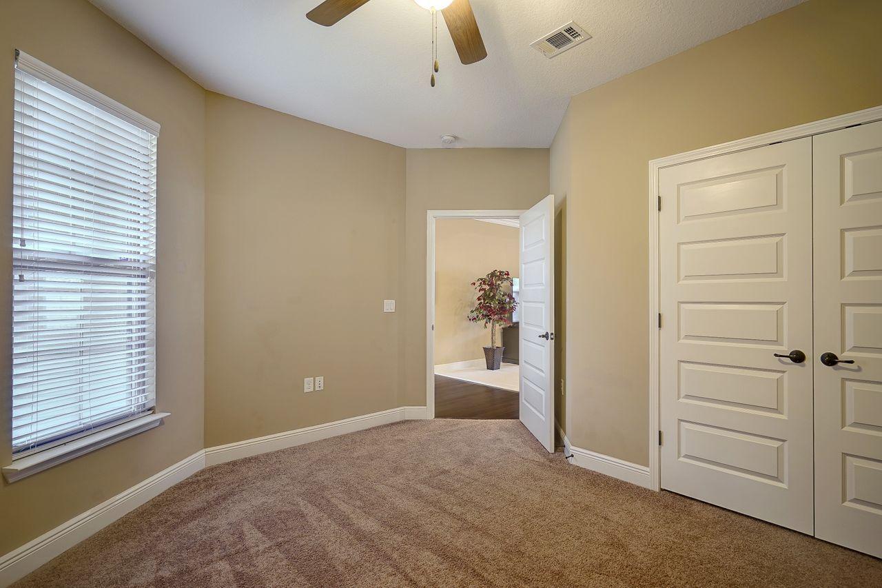 MAJESTIC OAKS - Residential