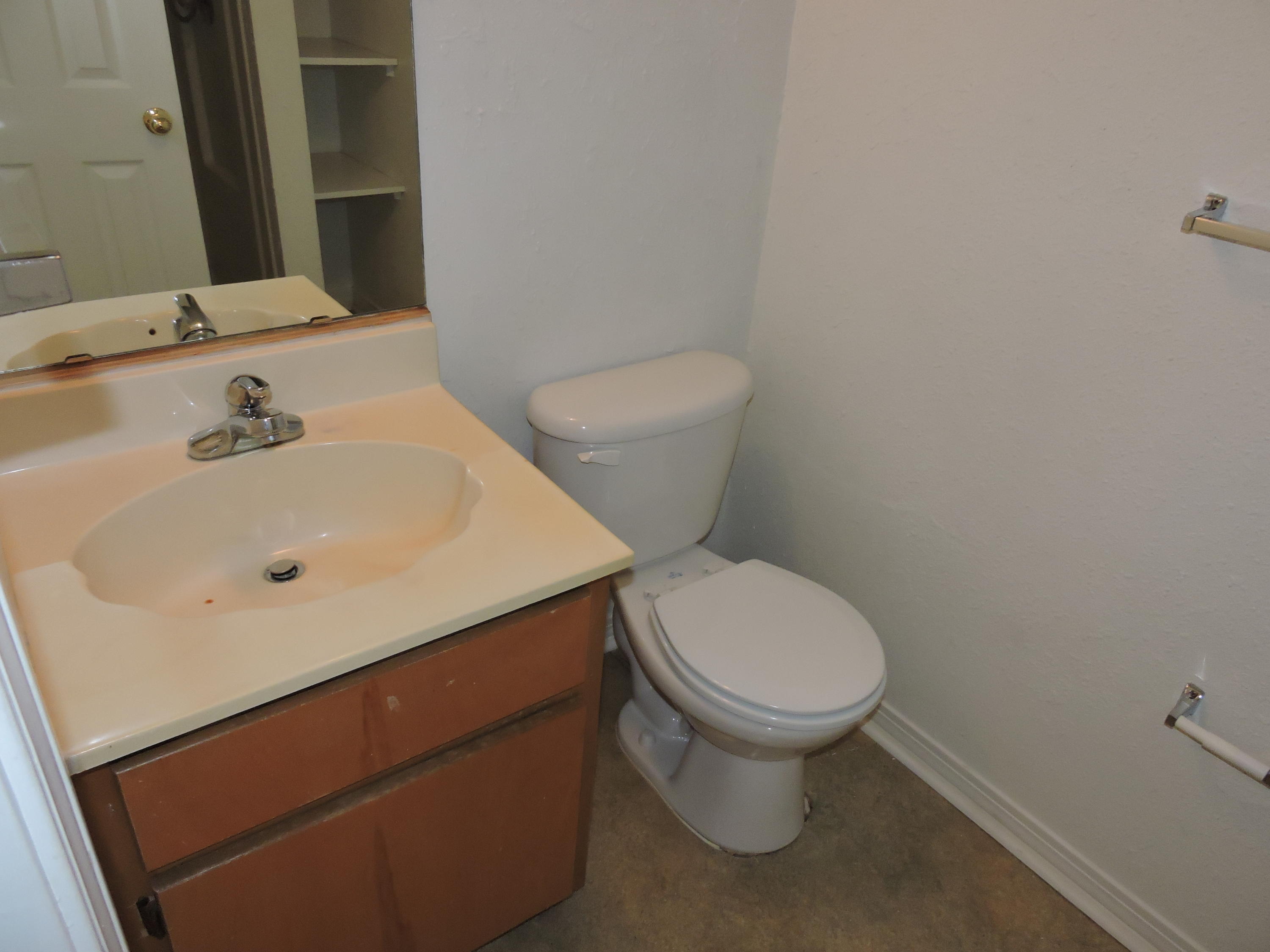 MORRIS ADDN TO CRESTVIEW - Residential Lease