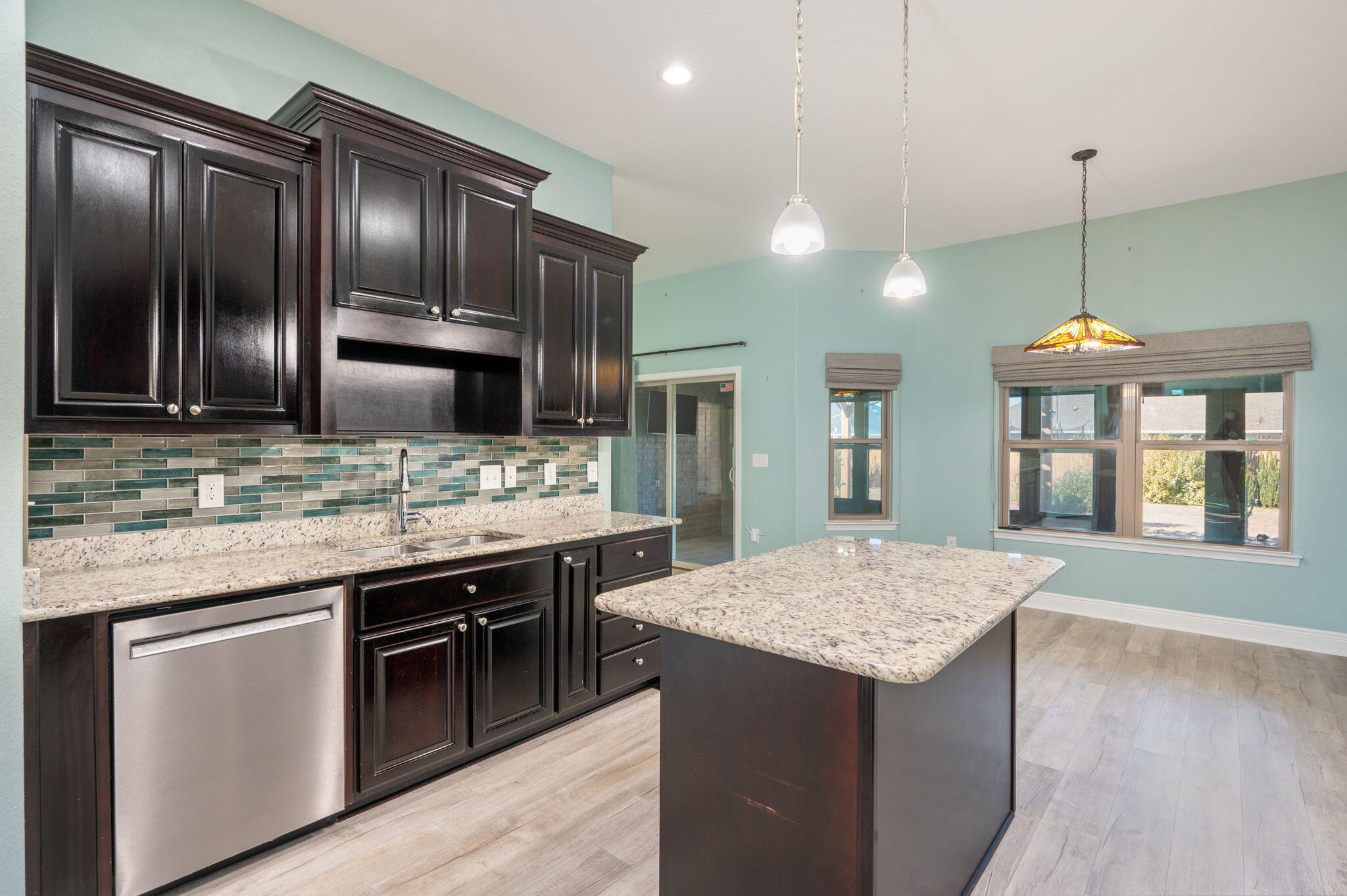 HOLLEY-CLIFF ESTATES - Residential
