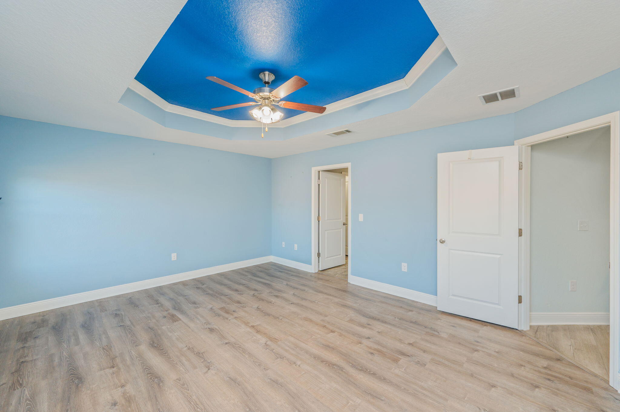HOLLEY-CLIFF ESTATES - Residential