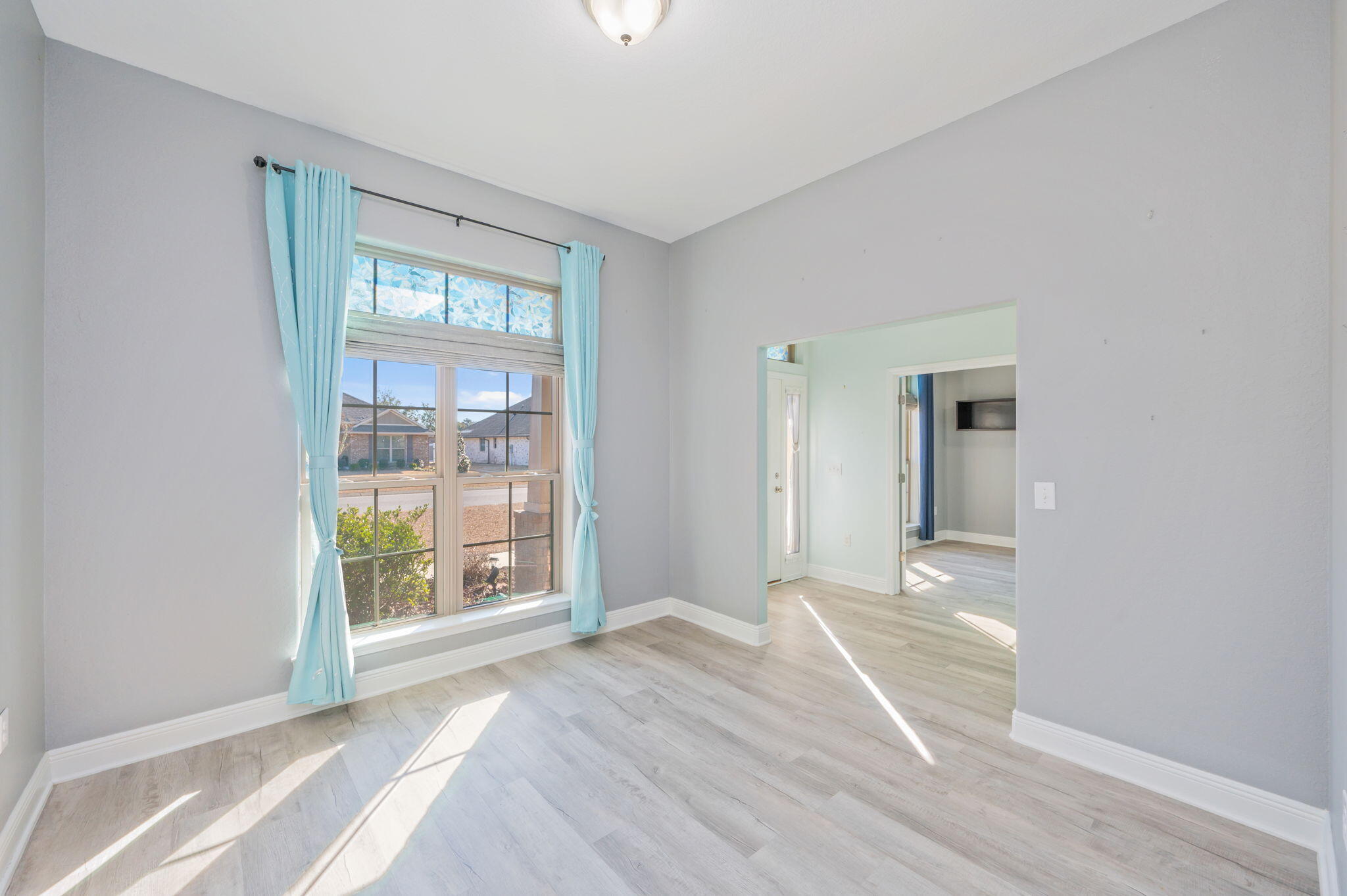 HOLLEY-CLIFF ESTATES - Residential