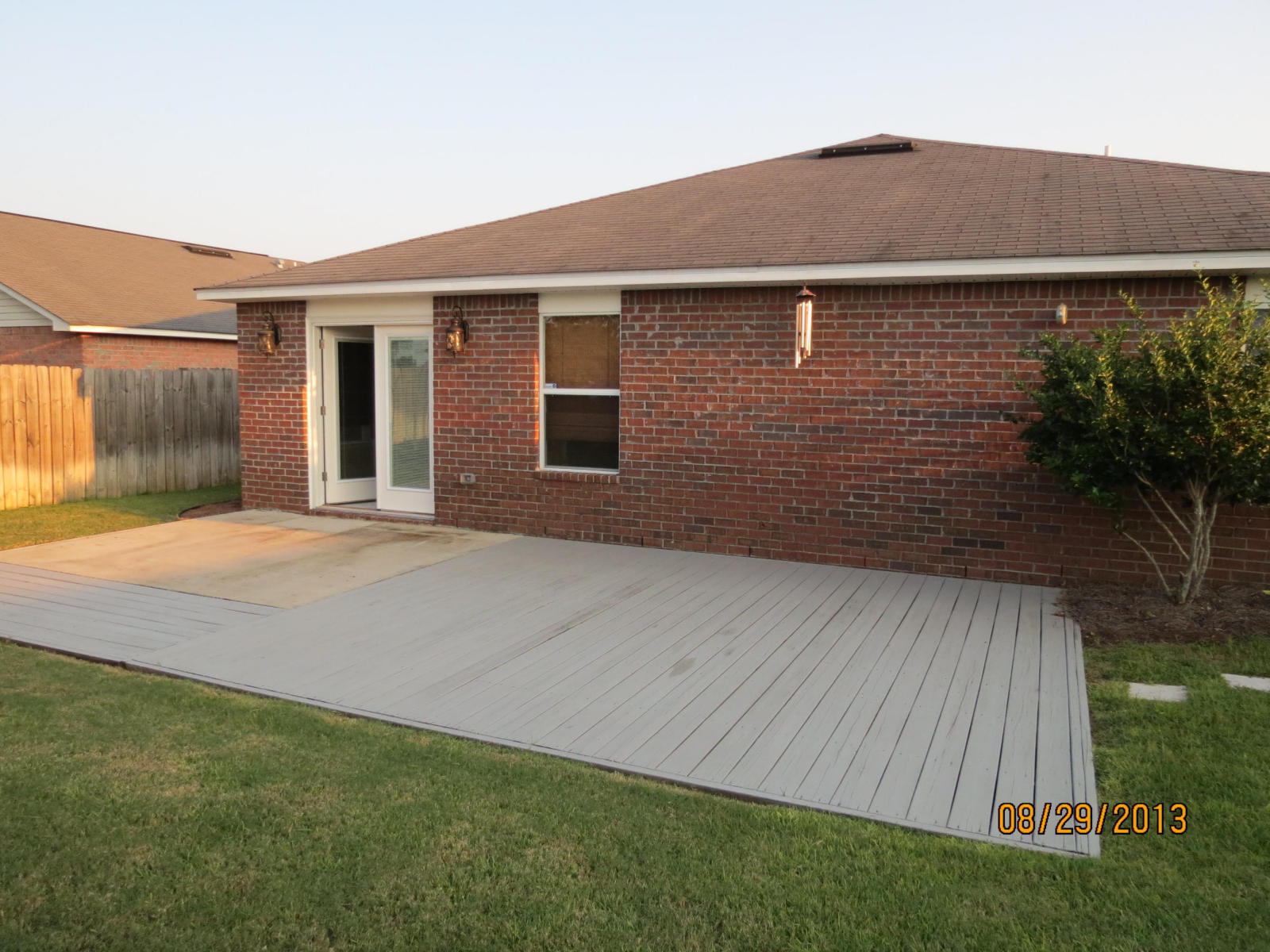 REDSTONE ESTATES - Residential Lease