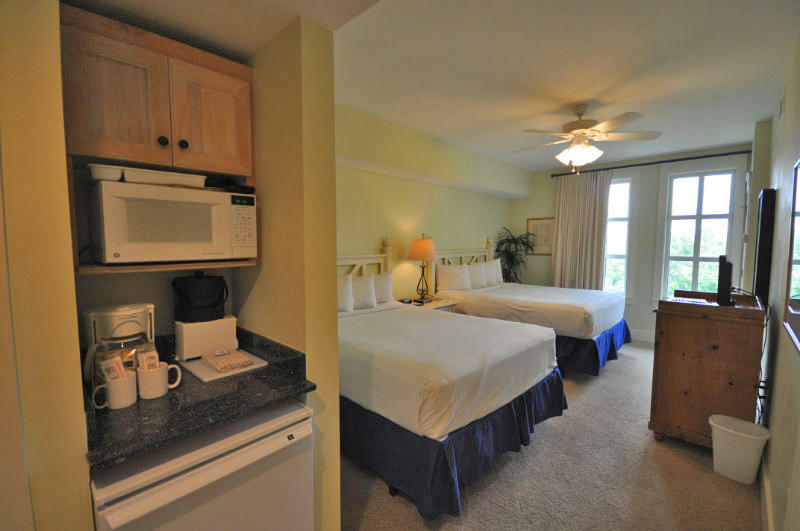 MARKET STREET INN - Residential Lease