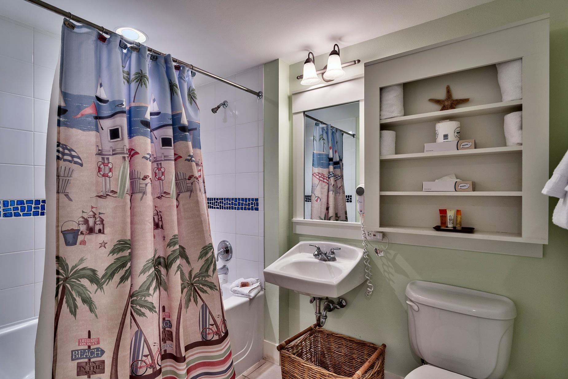 MARKET STREET INN - Residential Lease
