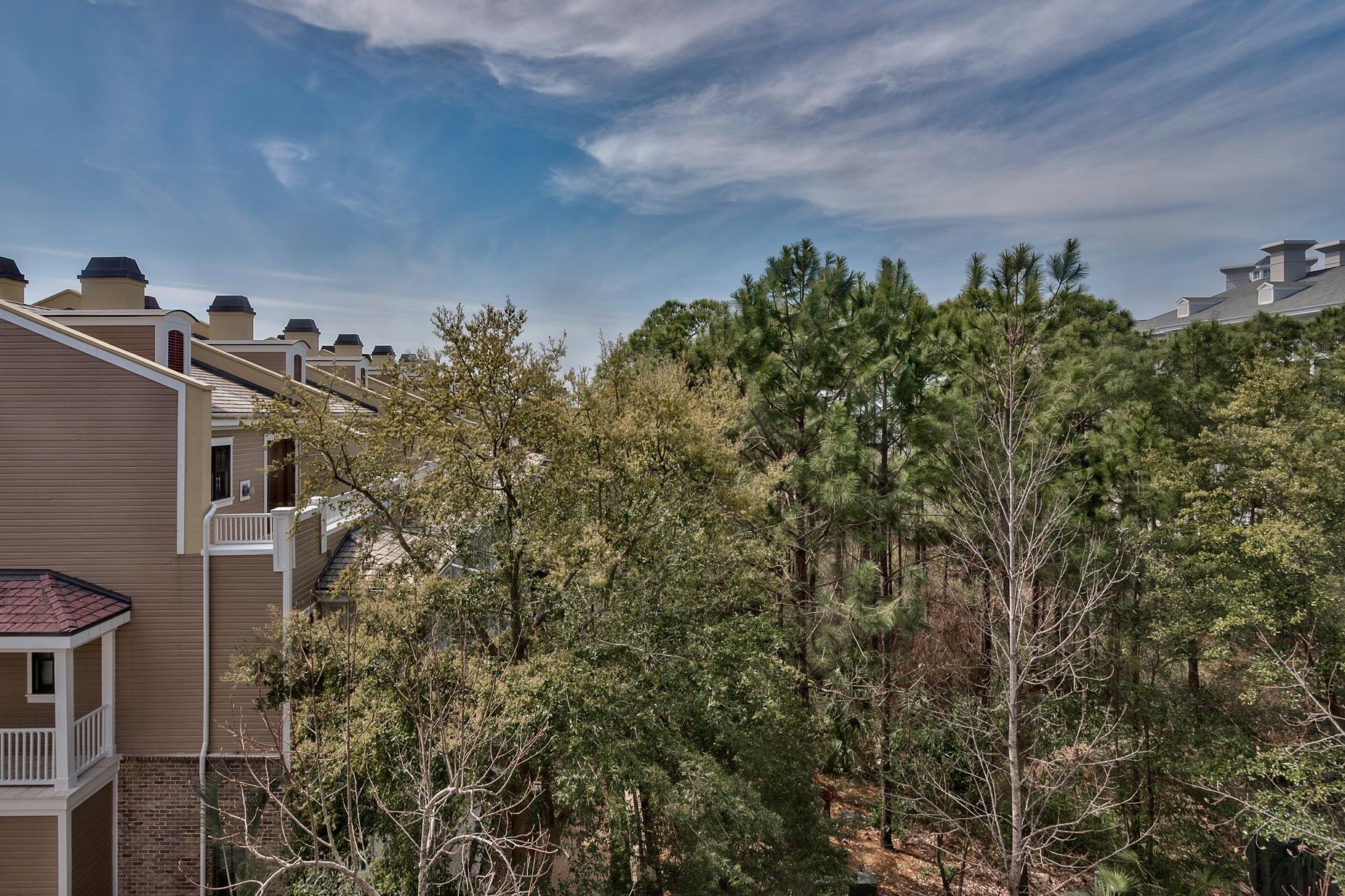 MARKET STREET INN - Residential Lease