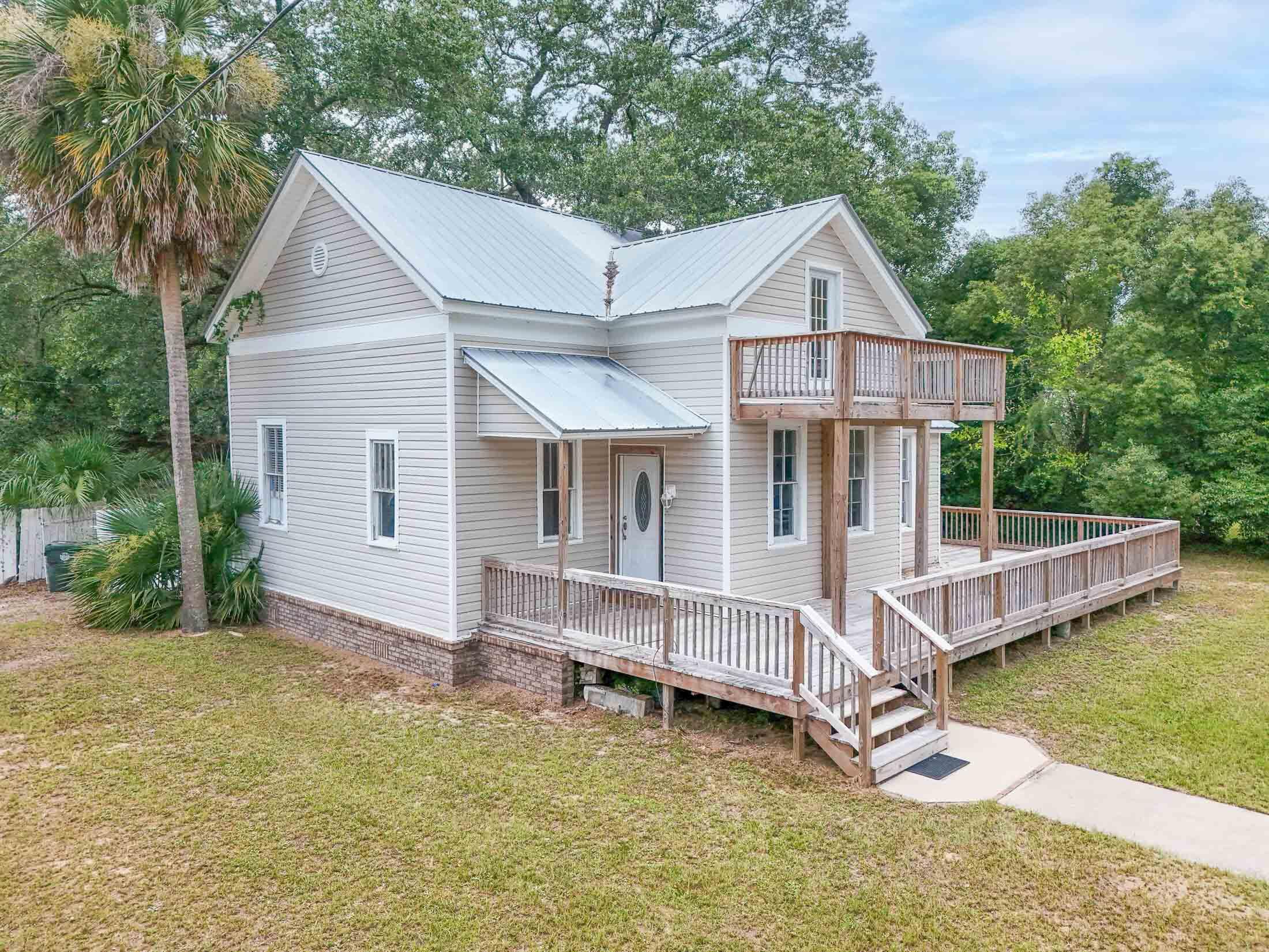DEFUNIAK SPRINGS TOWN OF - Residential