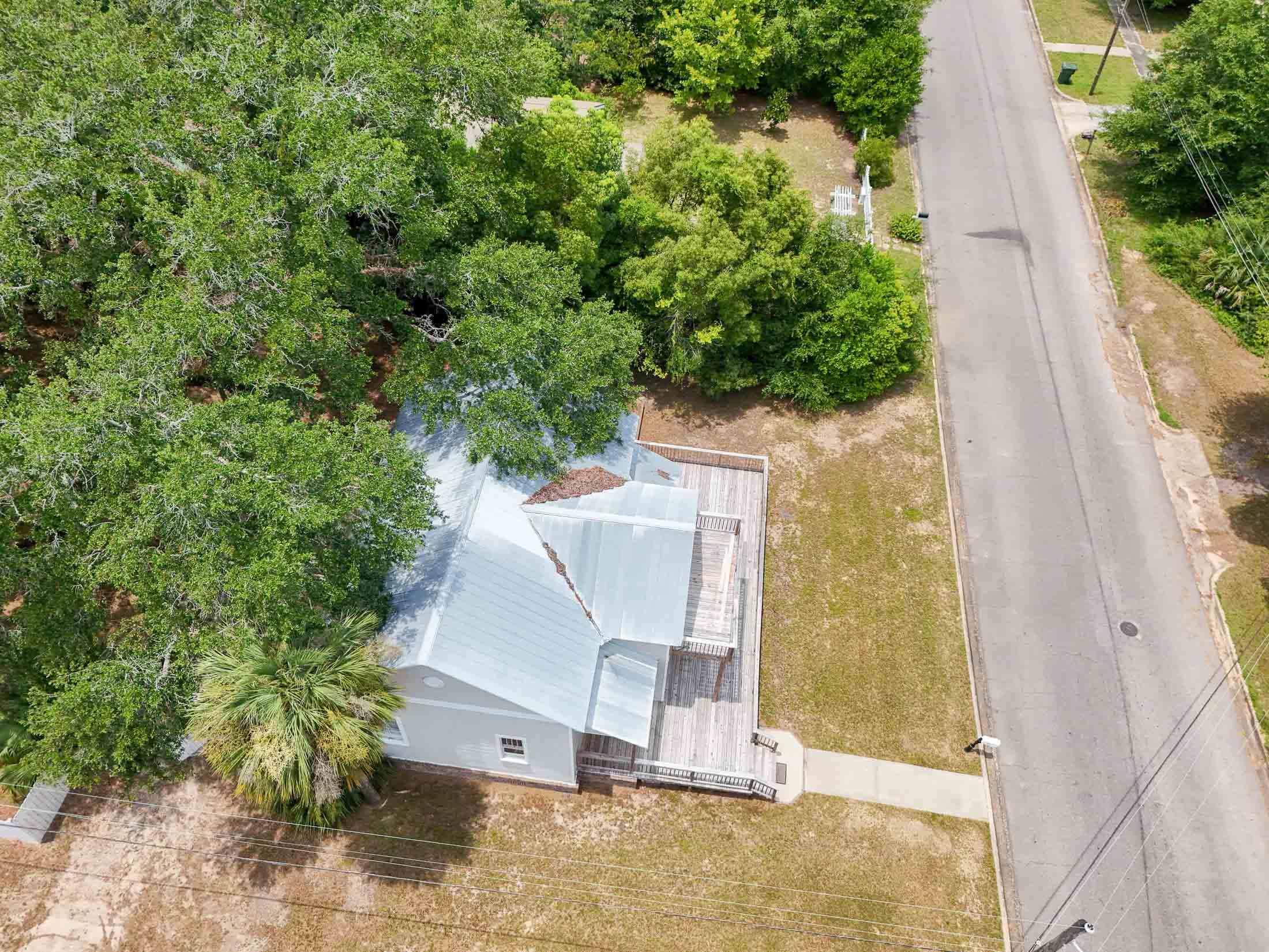 DEFUNIAK SPRINGS TOWN OF - Residential