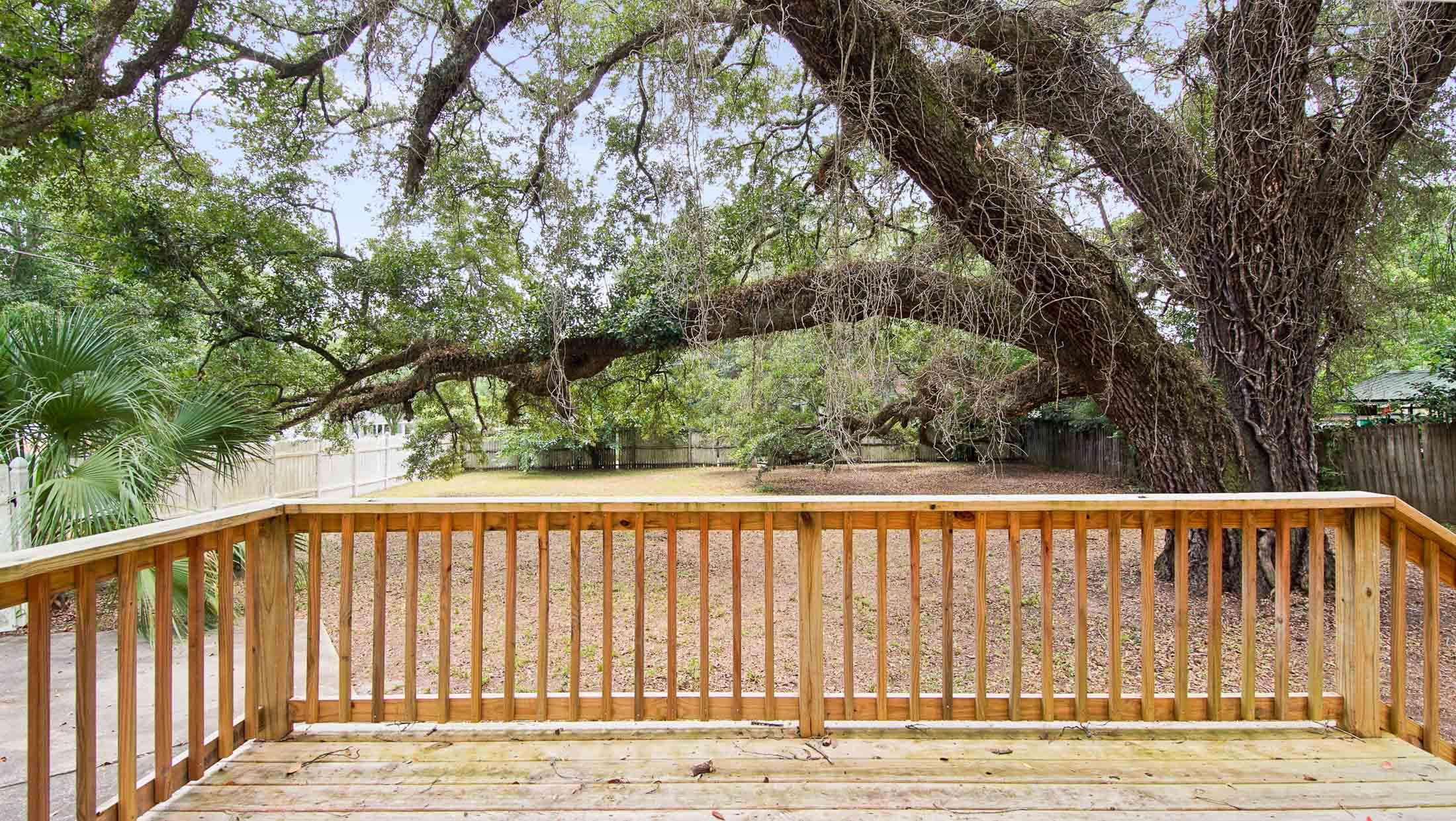 DEFUNIAK SPRINGS TOWN OF - Residential