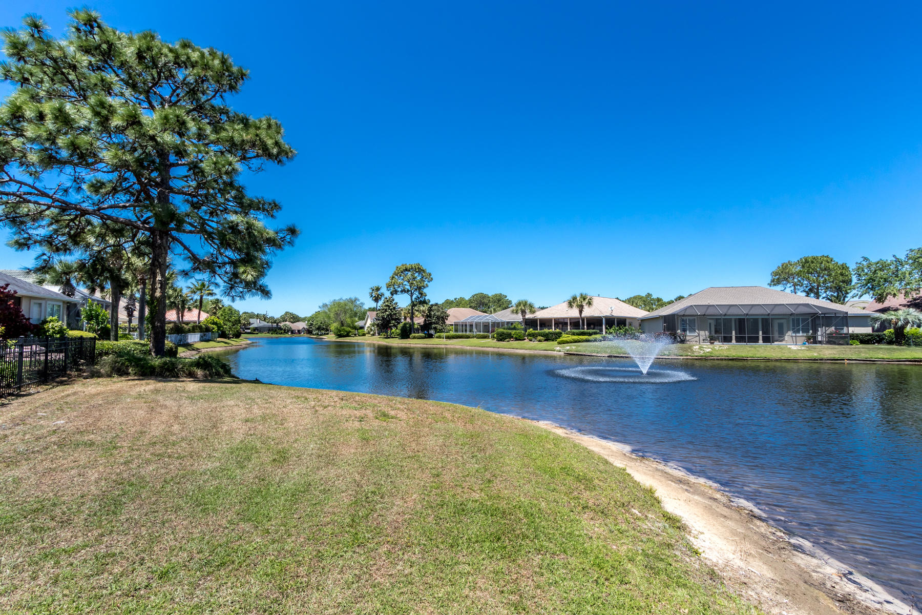 EMERALD LAKES PH 2 - Residential