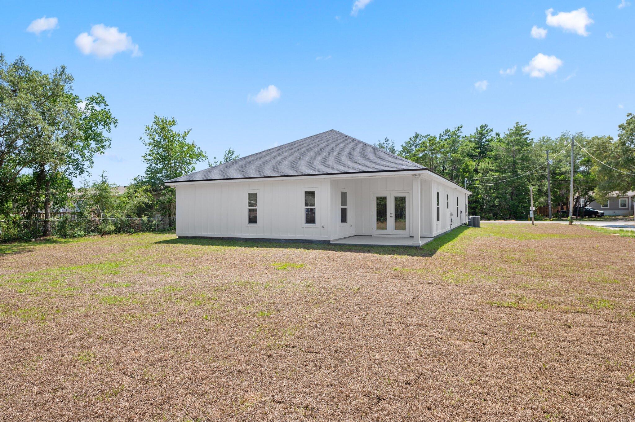 NAVARRE S/D 2ND ADDN - Residential