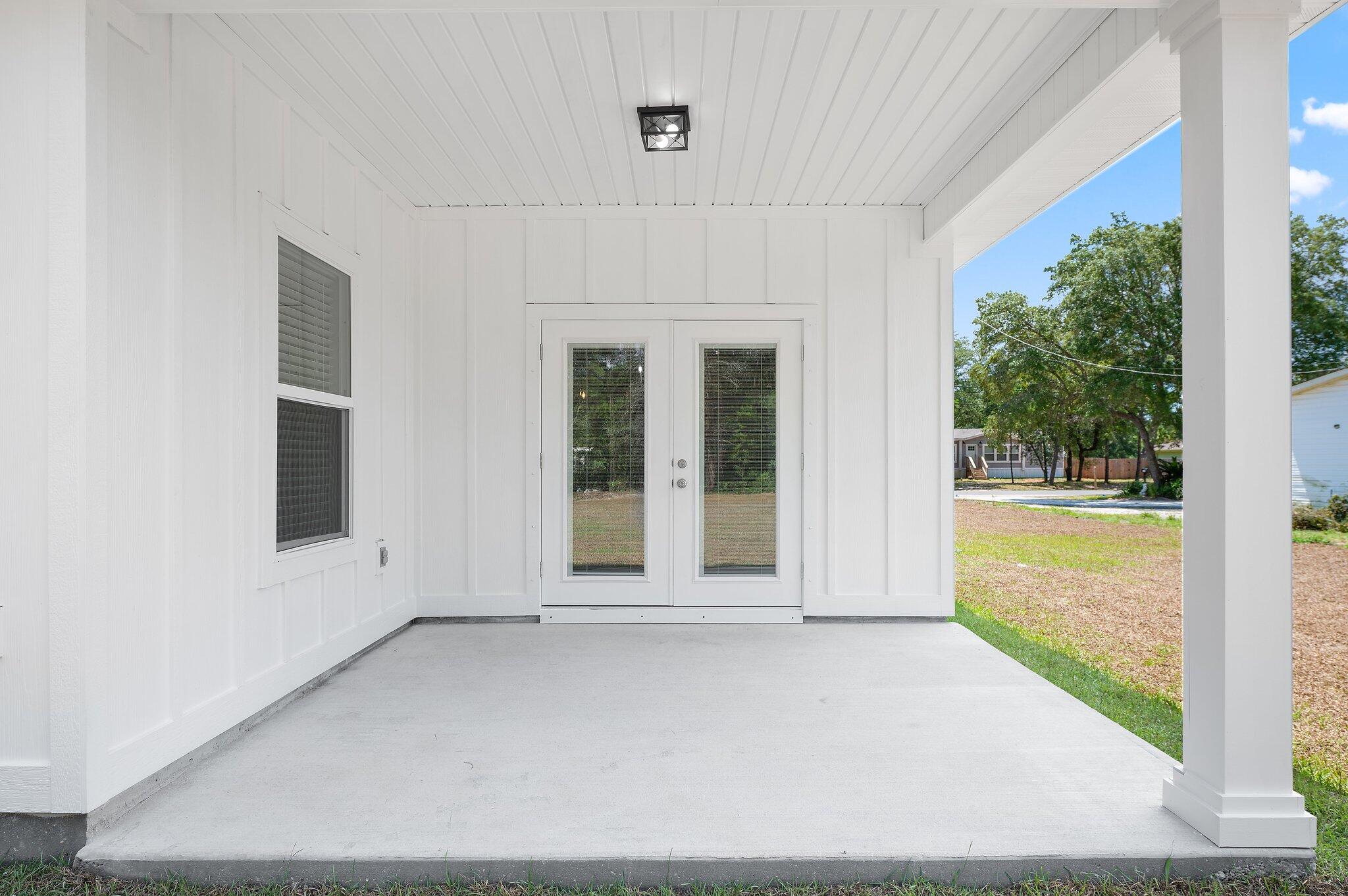 NAVARRE S/D 2ND ADDN - Residential