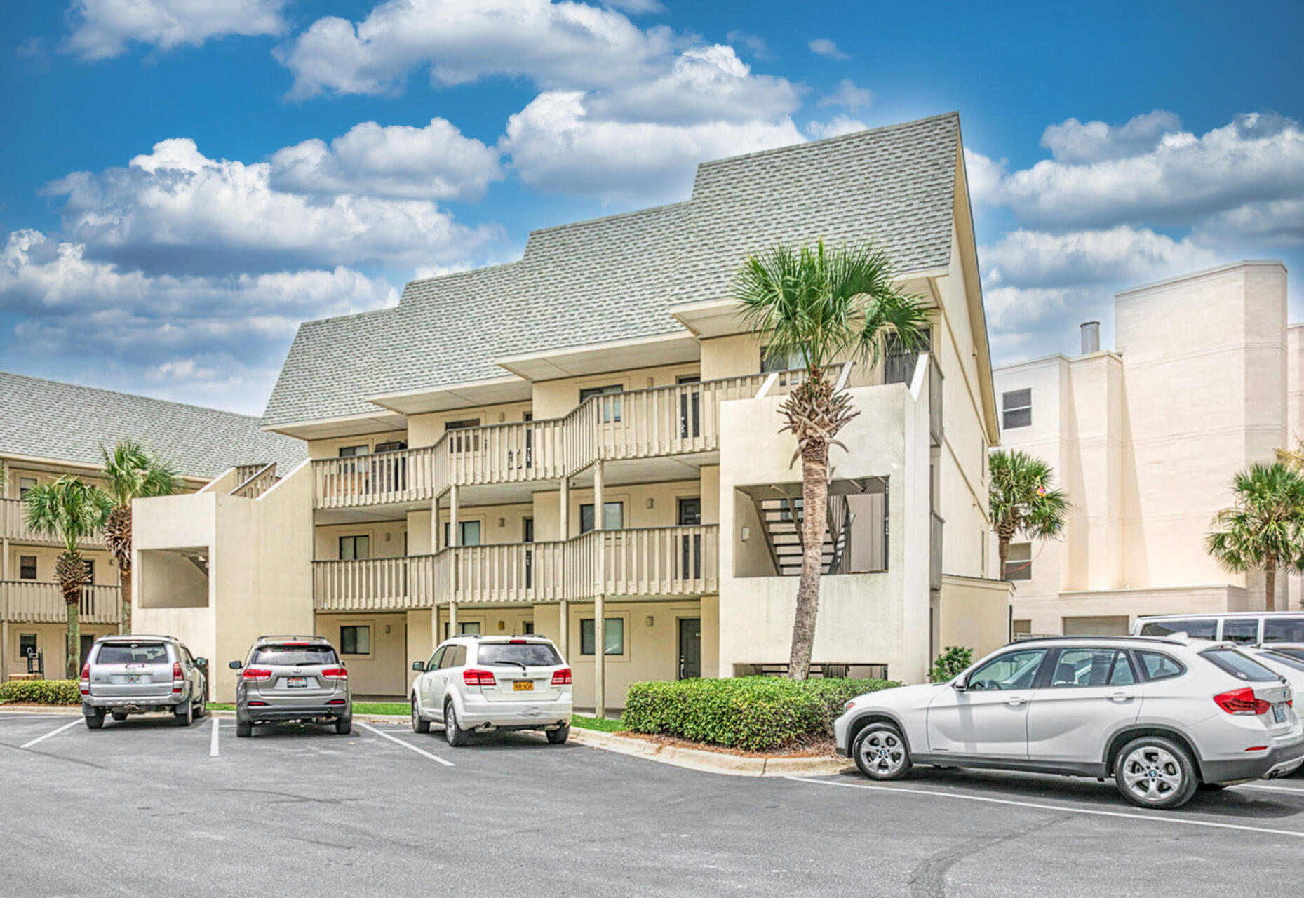 BEACHSIDE CONDO AT SEAGROVE - Residential