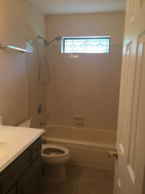 SAVANNAH OAKS - Residential Lease