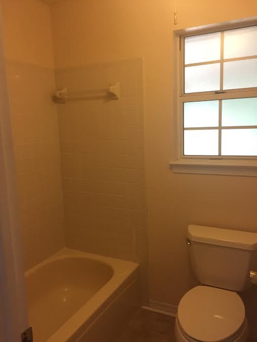 SAVANNAH OAKS - Residential Lease