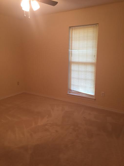 SAVANNAH OAKS - Residential Lease