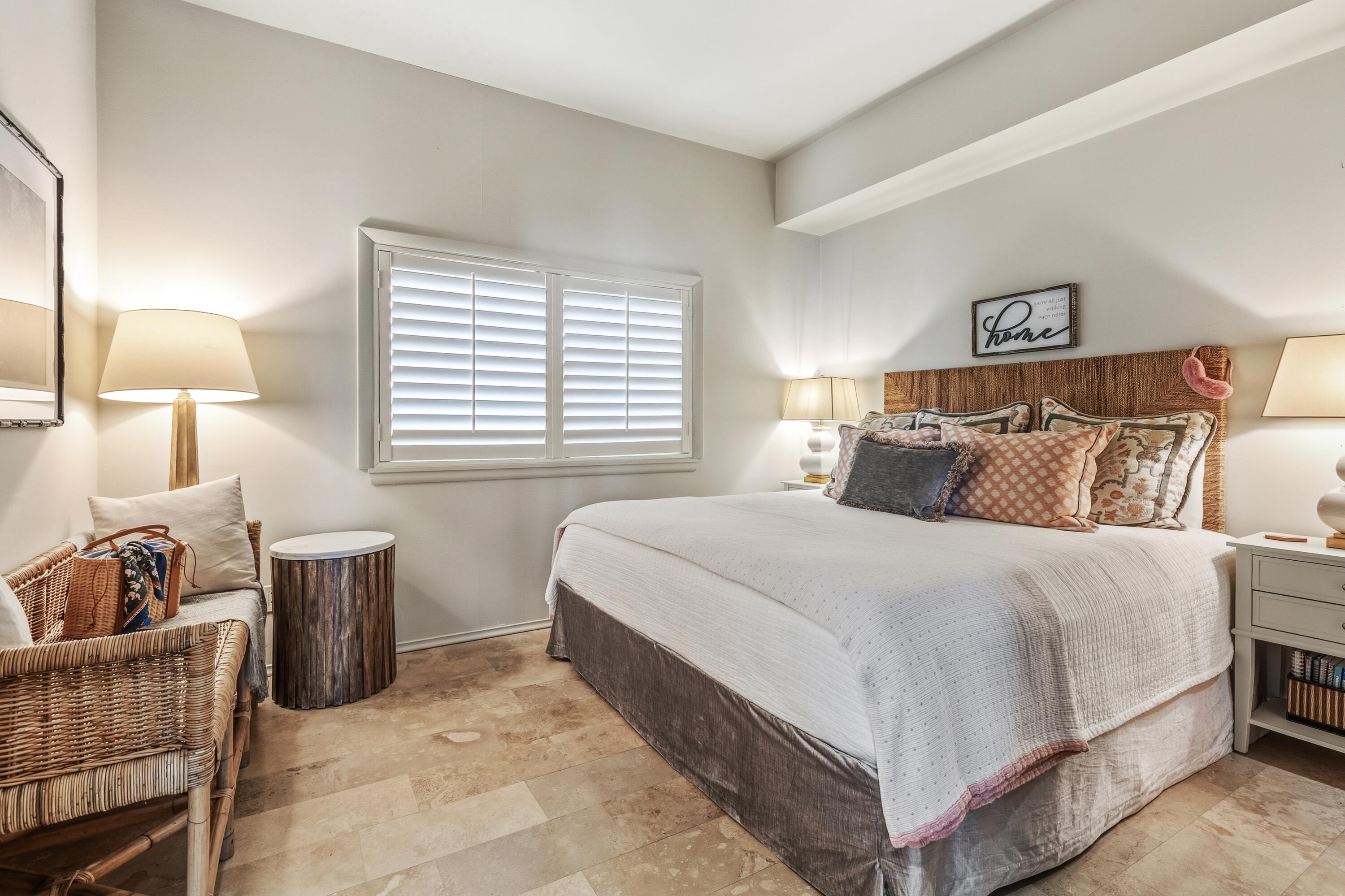 TOPS'L BEACH MANOR - Residential