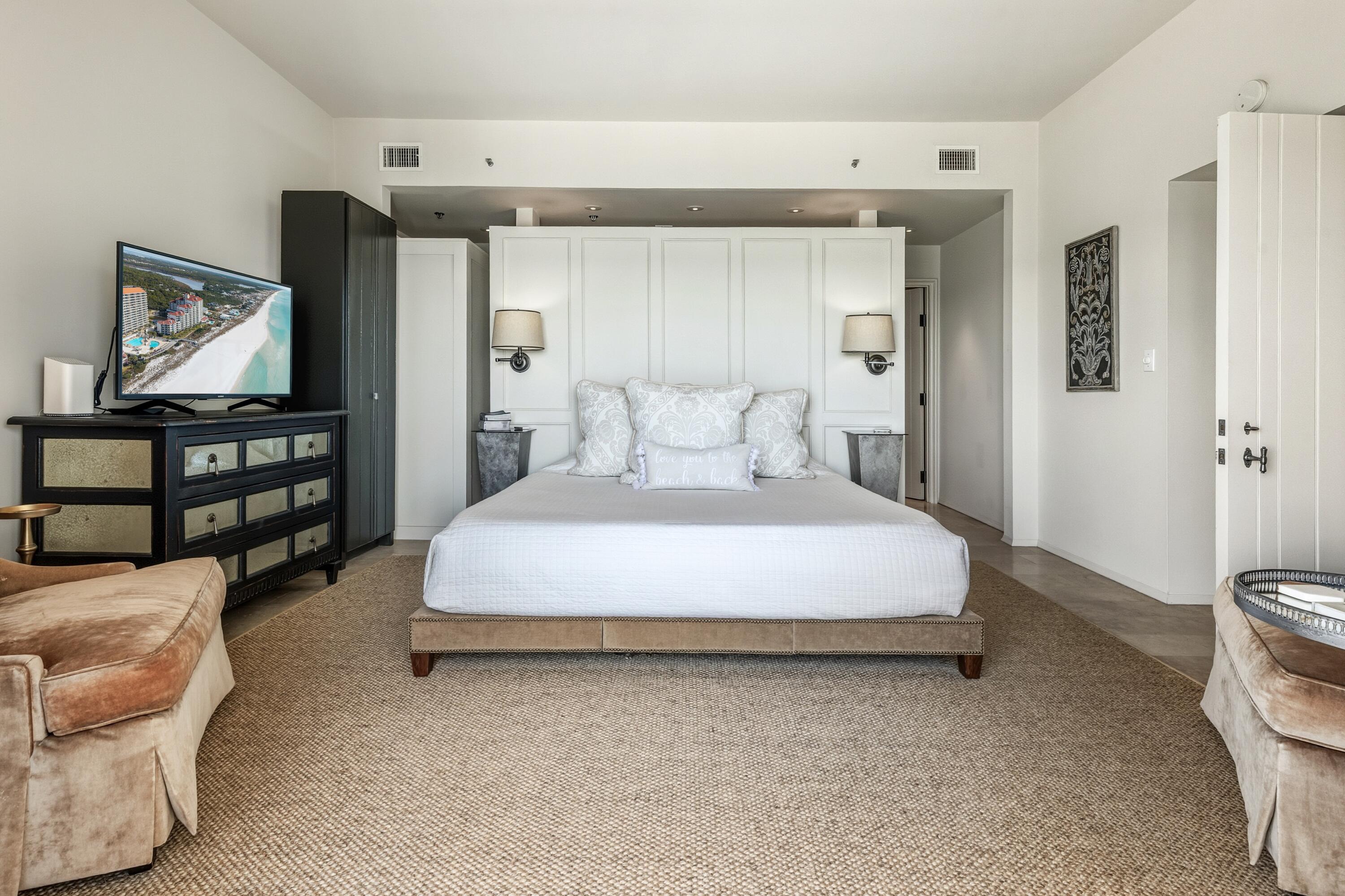 TOPS'L BEACH MANOR - Residential