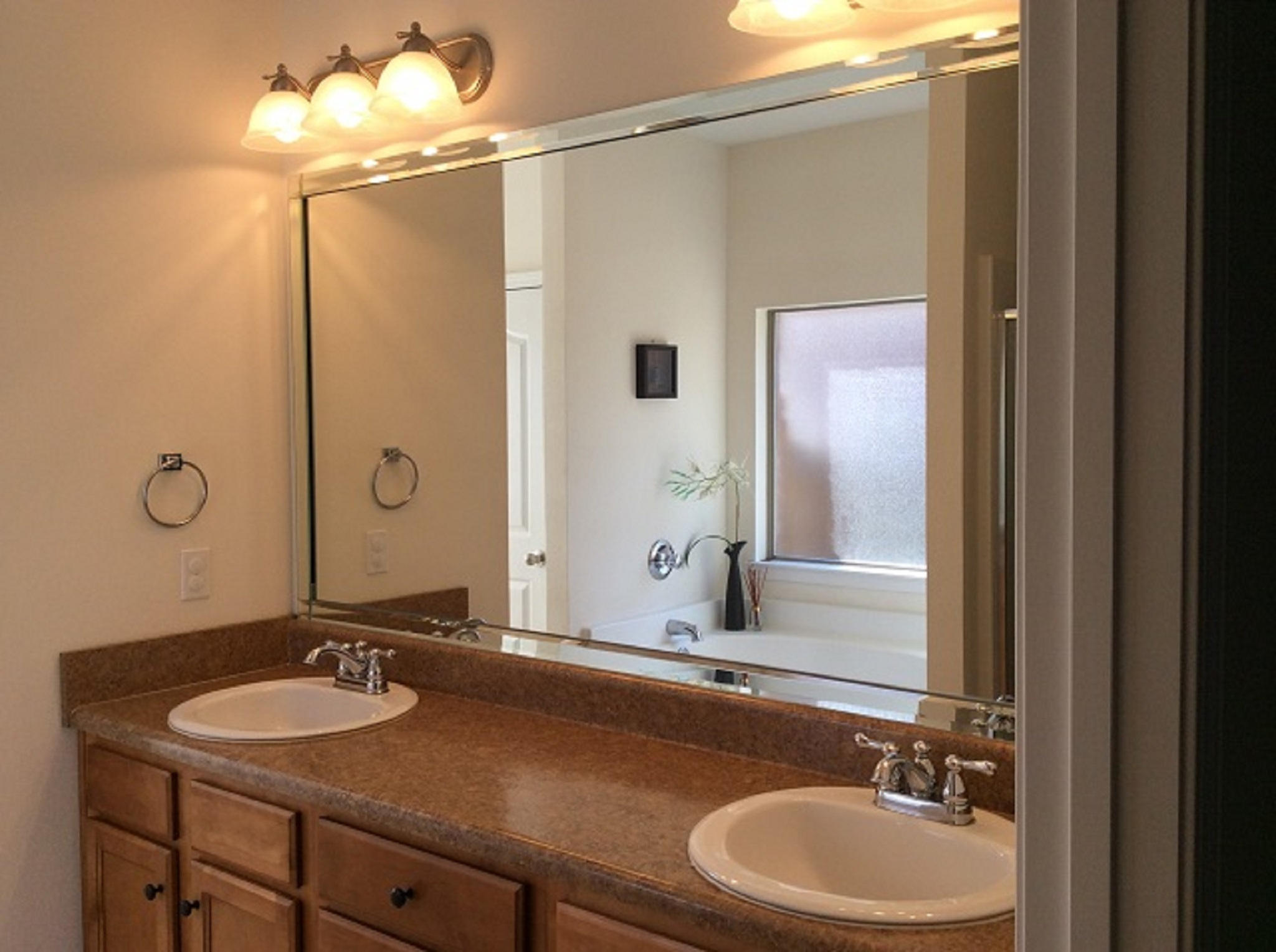 ROLLING RIDGE S/D - Residential Lease