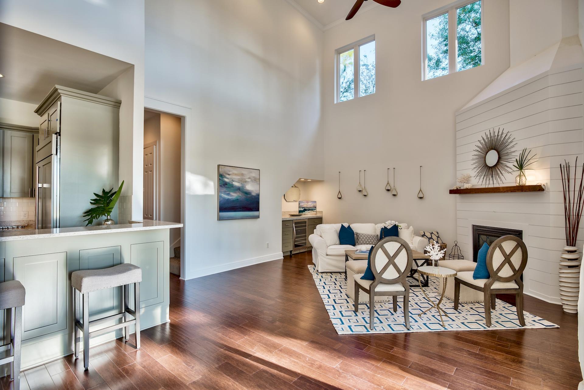 ISLAND GREEN - Residential
