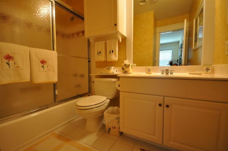 GRAND HARBOUR - Residential Lease
