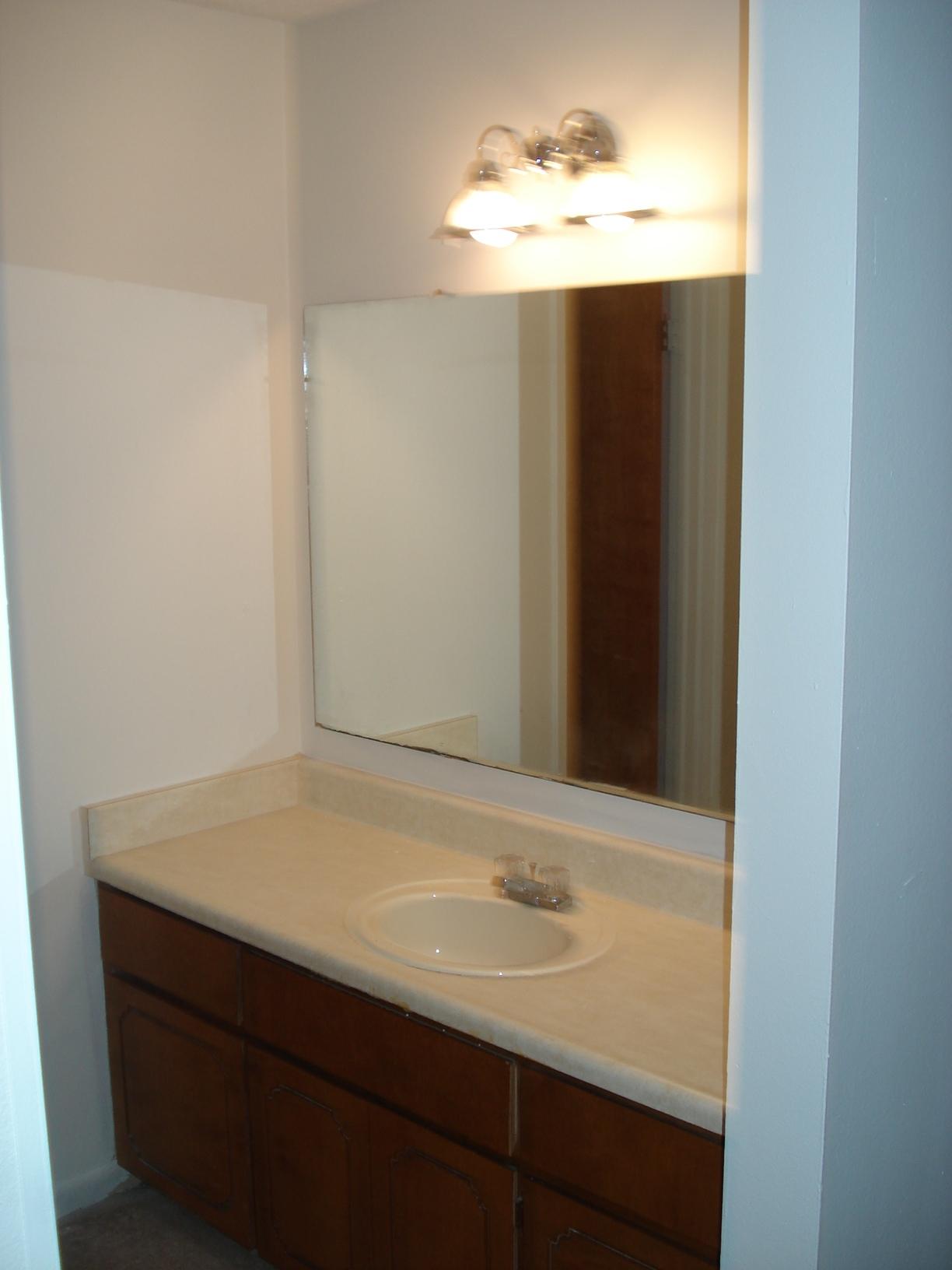 PORT DIXIE - Residential Lease