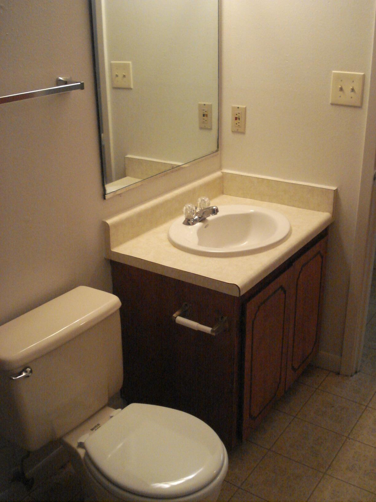 PORT DIXIE - Residential Lease
