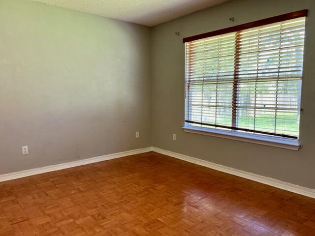 CHEROKEE BEND PH 2 - Residential Lease